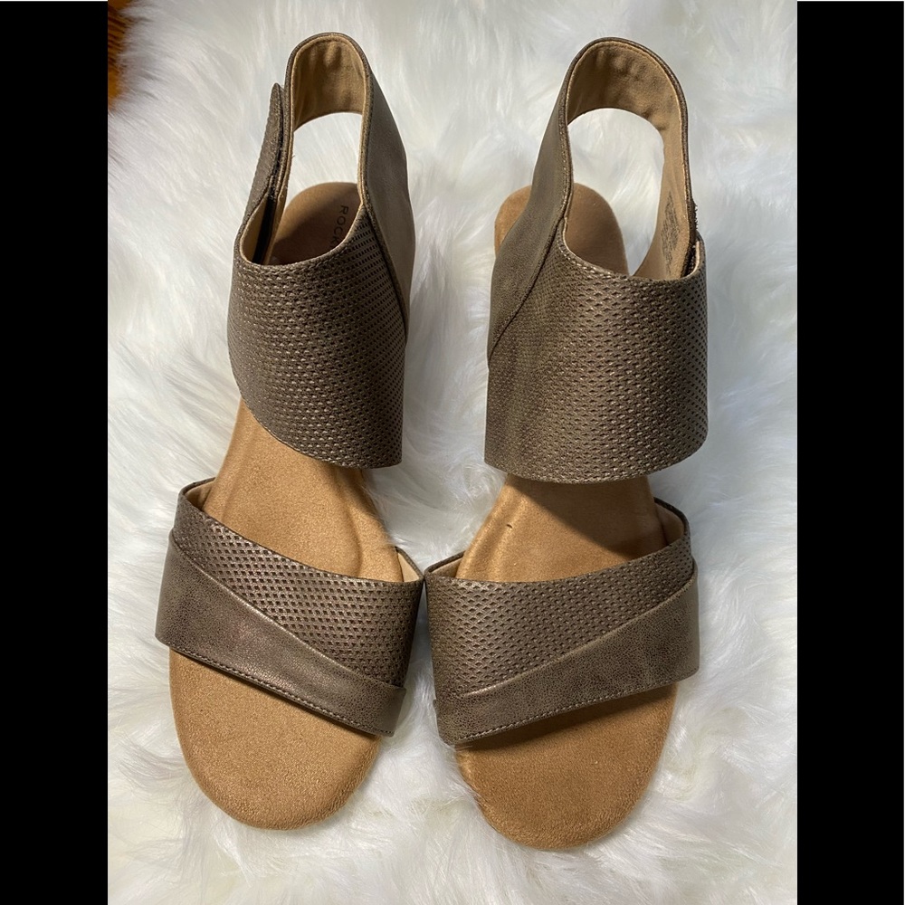 Rockport Calia sandals Tan size 8.5.